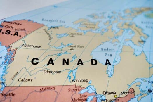 Mapa de Canadá.  El segundo país más grande del mundo, la lejanía puede ser una preocupación para algunos.