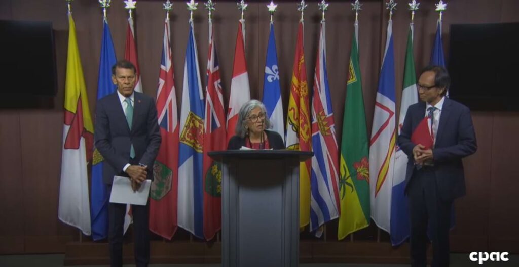 Cuatro miembros del Senado de Canadá publicaron un informe el 20 de septiembre, describiendo cómo fortalecer la integridad del programa de estudiantes internacionales del país.