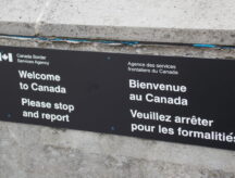 A sign of welcome at the Canadian-American border at Niagara Falls
