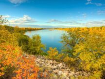 Scenery along the South Saskatchewan River in Saskatoon, Canada, in the fall.