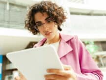 A temporary public policy has expired, which had allowed Iranians in Canada to obtain special work permits.