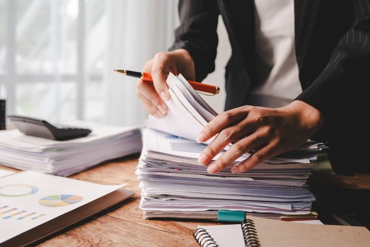 IRCC’s backlog falls below one million as work permit waits ease | CIC News