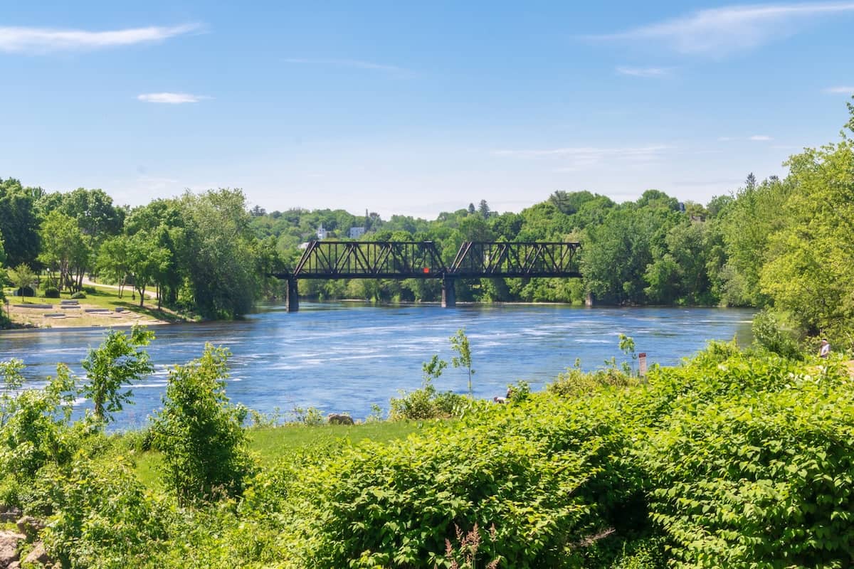 Lewiston, Maine was built by French Canadians—many of their descendants may now be Canadian
