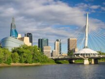 The Winnipeg sklyline from across Red river.